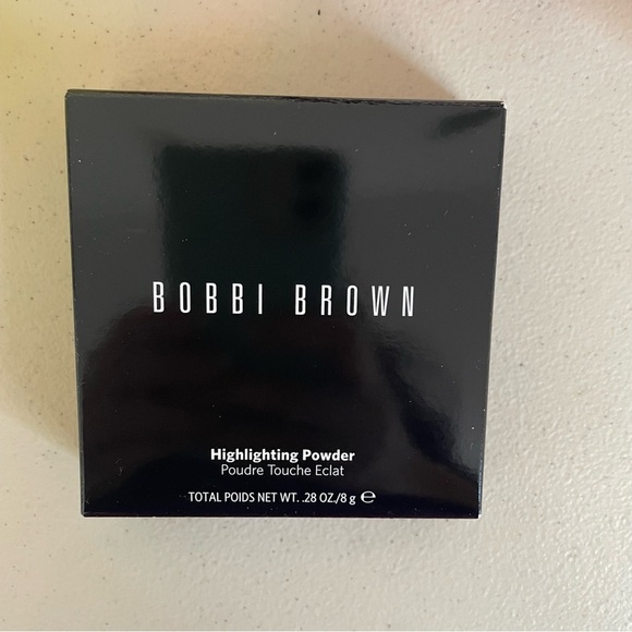 Brand New in Box Bobbi Brown Highlighting Powder in Pink Glow Full Size - Picture 5 of 5